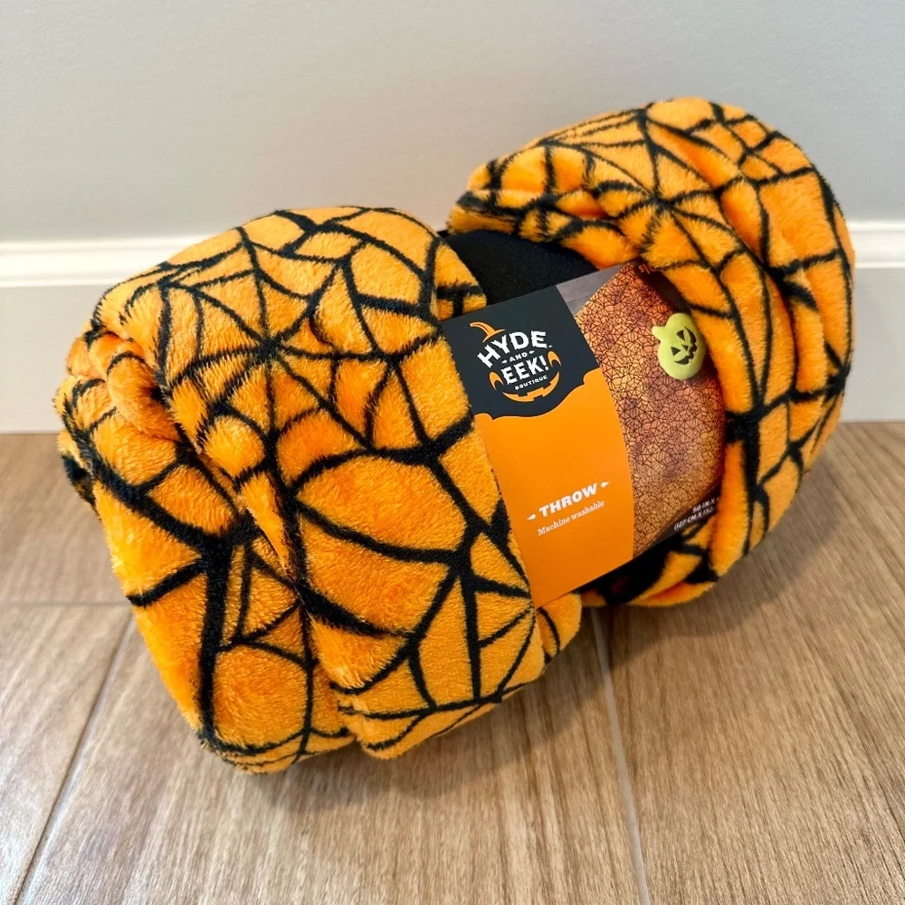 Spiderweb Plush Throw Blanket Orange - Hyde & EEK!
